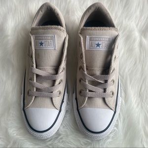 Tan/Beige Women’s Converse | US 6 | NWOT